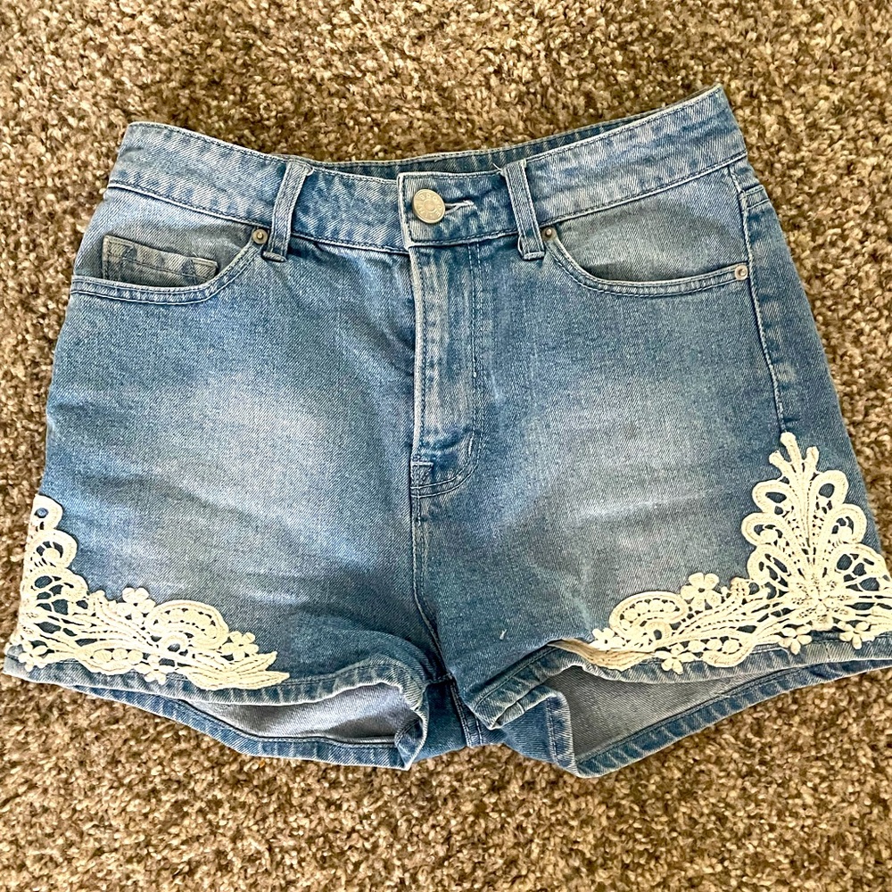 BDG High Rise Erin Shorts